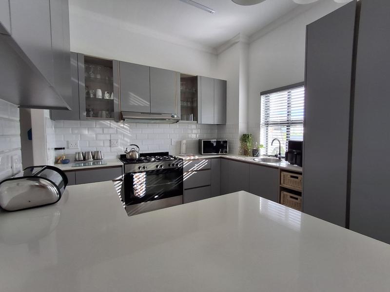 3 Bedroom Property for Sale in Sandy Point Western Cape